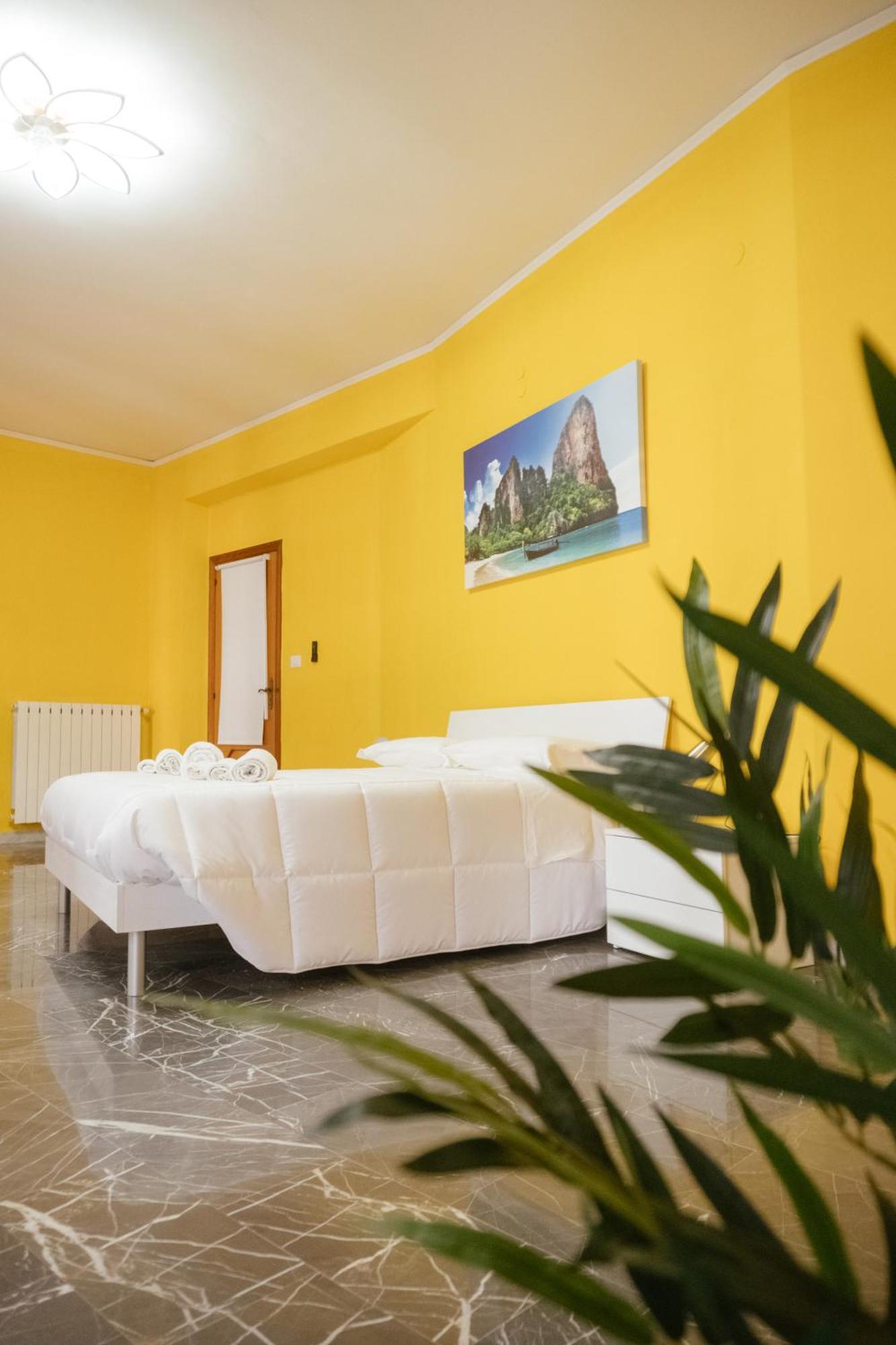 ساليرنو Domus Aurea Relax Room المظهر الخارجي الصورة